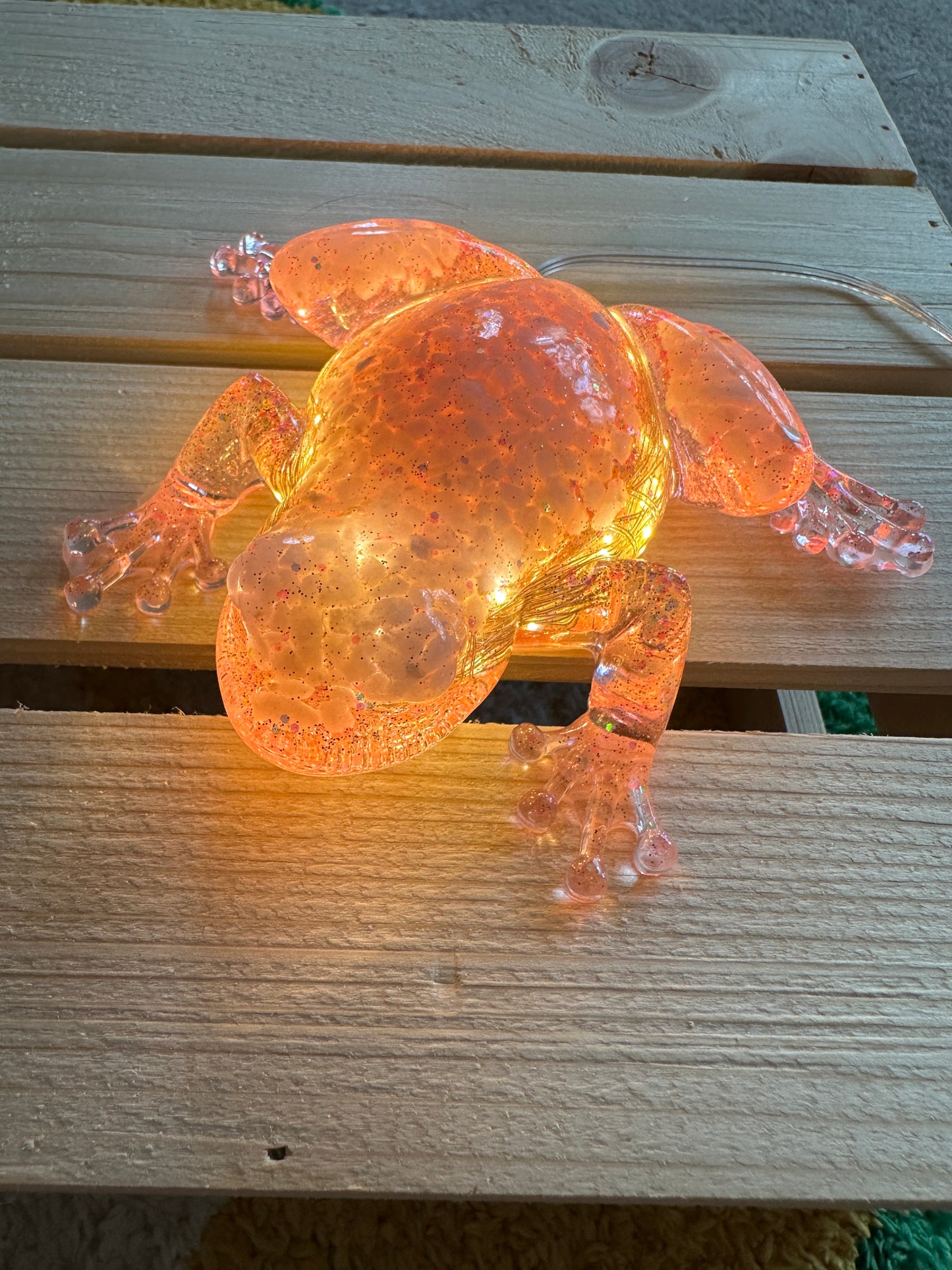 Frog lamp